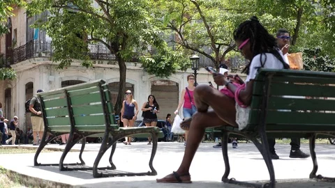 Internet Access Wireless Technology Public Wifi Network Local Cubans Tourists Stock-Footage 93527104