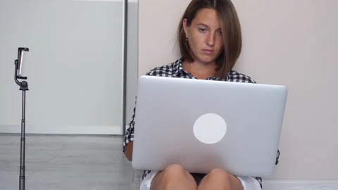 Internet technology freelance Stock Footage 137118402