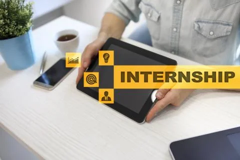 Internship text on virtual screen. Business, education and internet concept. Stock-Fotos
