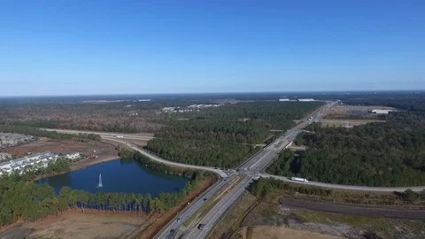 An intersection 02 Stockbeeldmateriaal 93694191