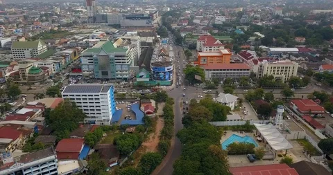 Intersection filled with traffic in old town of Vientiane, Laos Video stock 108471709