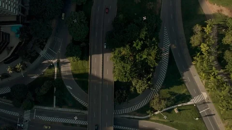 Intersection of freeways among a viaduct in Rio de Janeiro seen from above. Stock Footage 105735098