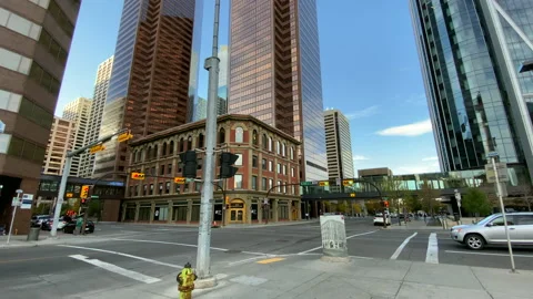 Intersection of streets in city center of Calgary Stock Footage 168913328