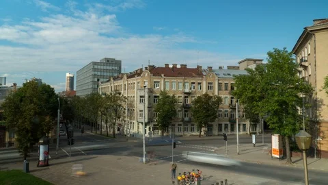 Intersection time lapse with old buildings in background, Vilnius, Lithuania, 4k Stock Footage 93045657