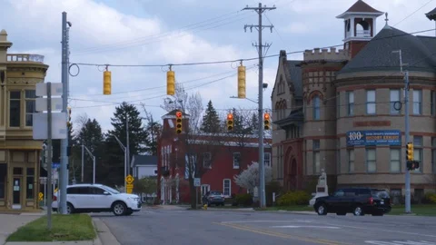 Intersection Traffic 4k 動画素材 129359987