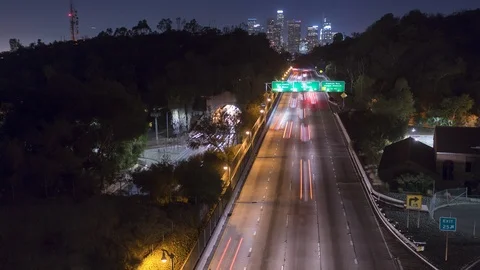 Interstate 110 - Freeeway Overpass - Downtown L.A. Stockbeeldmateriaal 104684577