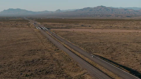 Interstate-25 1 (Dolly In) 動画素材 221113284