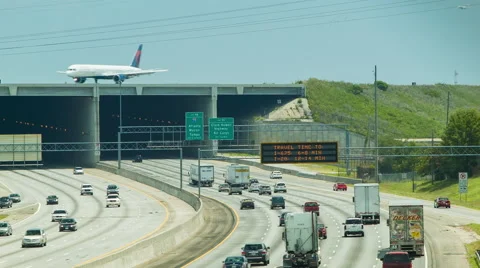 Interstate 285 Traffic Underneath Atlanta Airport Runway Video stock 40841433