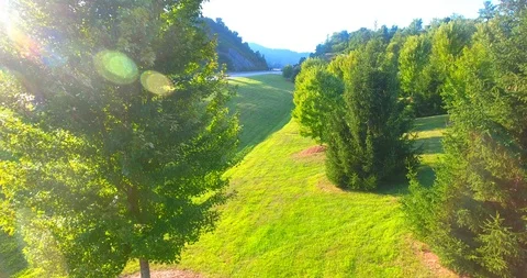 Interstate Through the Mountains morning Stockbeeldmateriaal 106897194