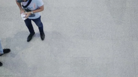 Interval shots of visitors in a mall. Video stock 197407674