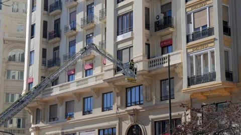 Intervention of firefighters in the town hall square of Valencia Stock Footage 102821548