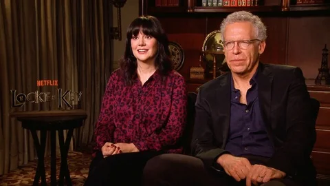 Interview with M. Averill and C. Cuse at Press Junket, "Locke &amp; Key " - 2020 Video stock 125806127