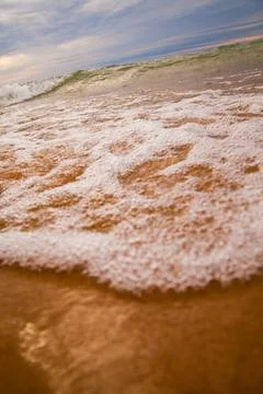 Intimate Low Angle View of Tranquil Lake Michigan Shoreline Foto stock