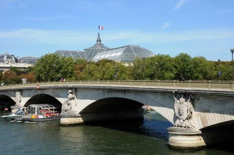 Invalide bridge in Paris Photos