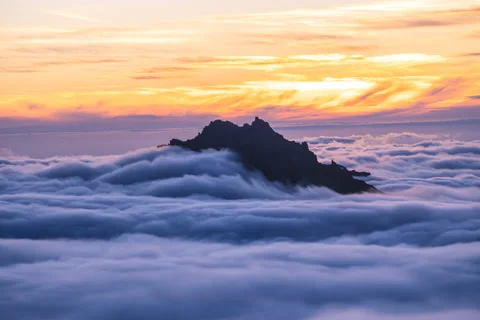 Inversion Sunrise/Sunset at Mount Rainier Video stock 145921457