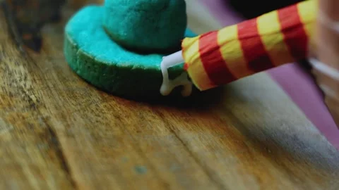 Inviting ingredient sequence of adding a zigzag icing border to the cookie Stock Footage 342155841