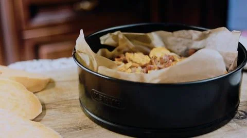Inviting tabletop perspective: showing the baked sweet potato meal Fotos de archivo