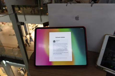 IOS update on new iPad pro-2024 at Centelworld Bangkok on 20 October 2024 Stock Photos