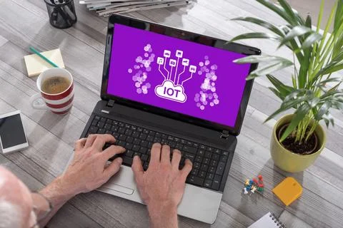 Iot concept on a laptop Фото