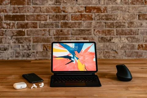 IPad magic Keyboard setup Foto stock