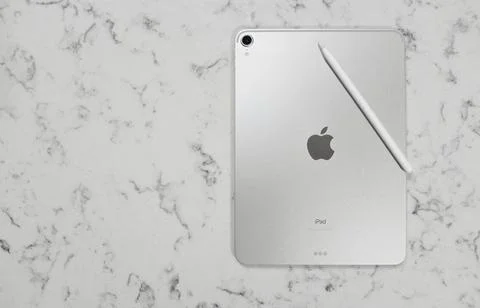 IPad Pro with Apple Pencil Stock Illustration