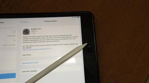 Ipados 14.5.1 update Stock-Fotos