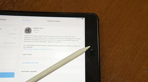 Ipados 14.5.1 update Stock Photos
