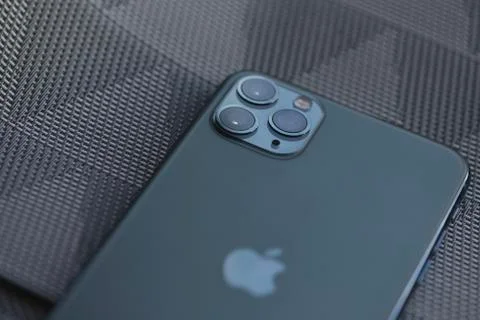 IPhone 11 Pro Max in Mid Night Green Stock Photos