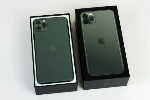 IPhone 11 Pro Max in midnight green Stock Photos