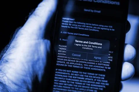 IPhone 15 Pro Max Setup: Agreeing to Terms Stock Photos