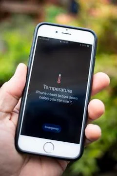 IPhone 6 Overheating Warning Stock Photos