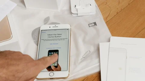 IPhone 7 plus dual camera unboxing first run - meet the new home button Stock Footage
