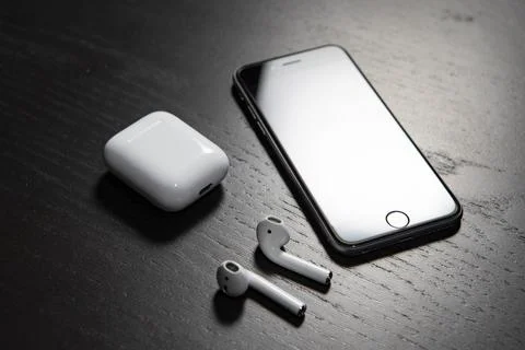 IPhone &amp; AirPods Stock Photos