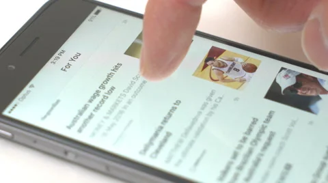 IPhone news app Video stock 63250335
