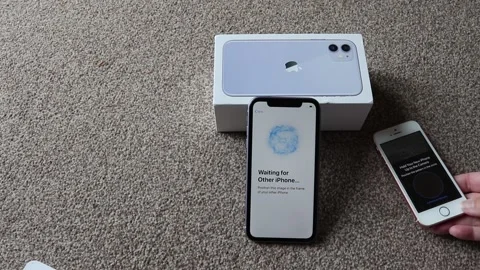 IPhone opening and set up 库存影片 132038724