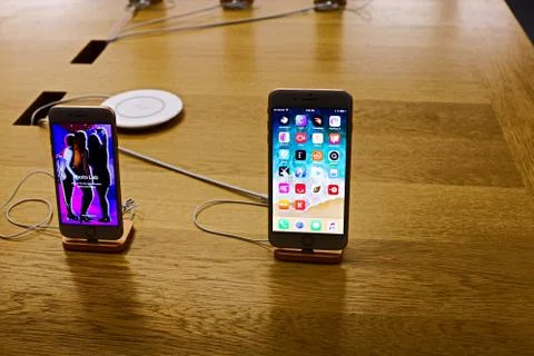  iPhone smartphone in Apple Store  Stock Photos