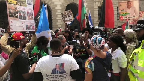 Ipob in front of the Foreign Commonwealth Development Office, Stock Footage 157787372