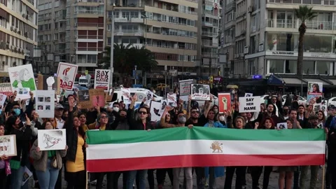 Iran Solidarity Protests in Turkey Video stock 222004414