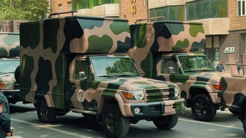 Iranian Electronic Warfare System in Off road Vehicle 1 Vidéo 336289782