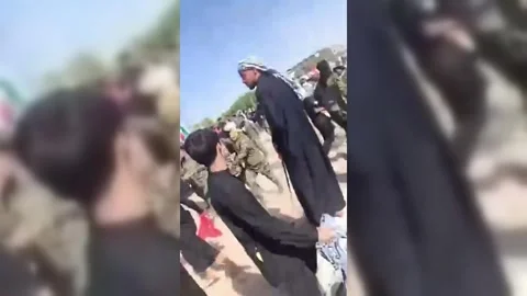 Iraq: Iraqi Forces Remove Iranian Flags From Baghdad Pilgrims Stock Footage 340765166