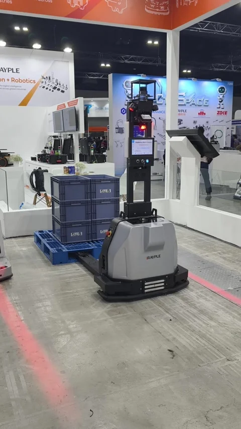 IRAYPLE Autonomous Mobile Robot (AMR) Stock-Footage 336838996