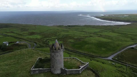Ireland Castle with Rainbow Vídeos de archivo 331960723