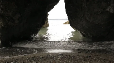 Ireland - Cave on the Beach Video stock 27623650