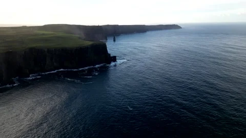 Ireland. Cliffs of Moher. 11-24-2025. Cliffs of Moher in a sunny day Video stock 322122247