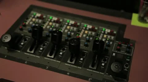 Iris control for broadcast cameras 動画素材 10610191