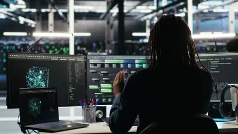 Irked data center IT expert smashing desk, upset by glitching node tree software 스톡 동영상 307027569