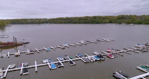Irondequoit Marina 01 库存影片 90315516
