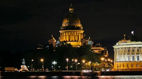 Isaac's Cathedral - a view from the waterfront Stock Footage