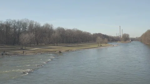 Isar river in autumn Stock Footage 119278532