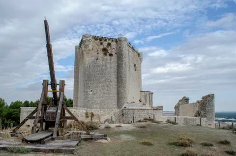 Iscar village castle Stock Photos